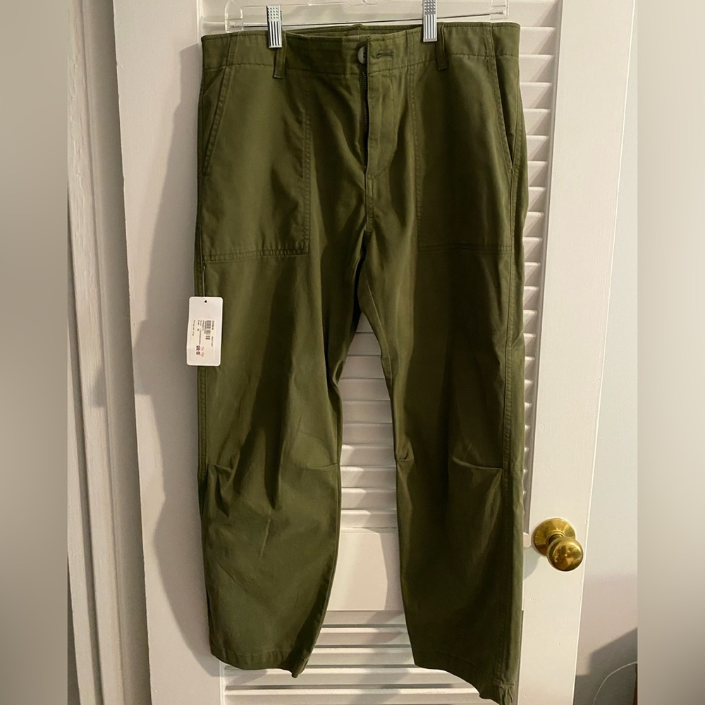 Sanctuary Formation Cropped Khaki Pants